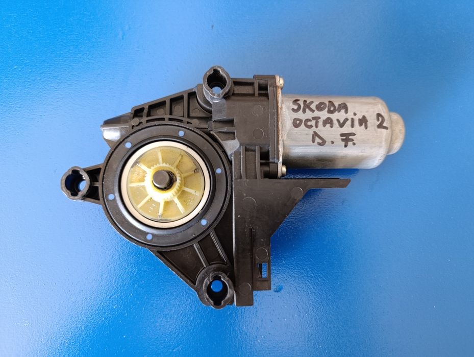 1T0959702H Motoras macara geam electric dreapta fata Skoda Octavia 2