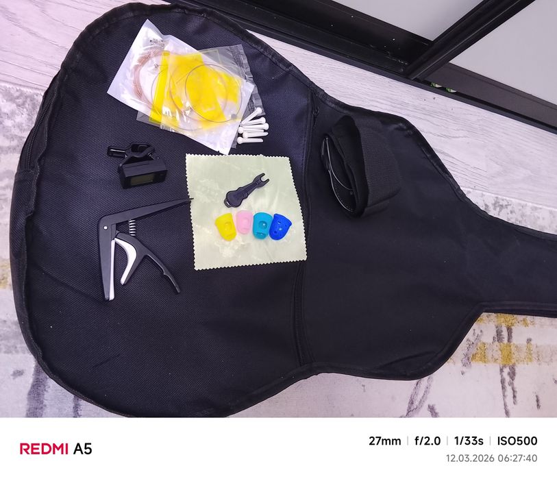 Гитара акустически