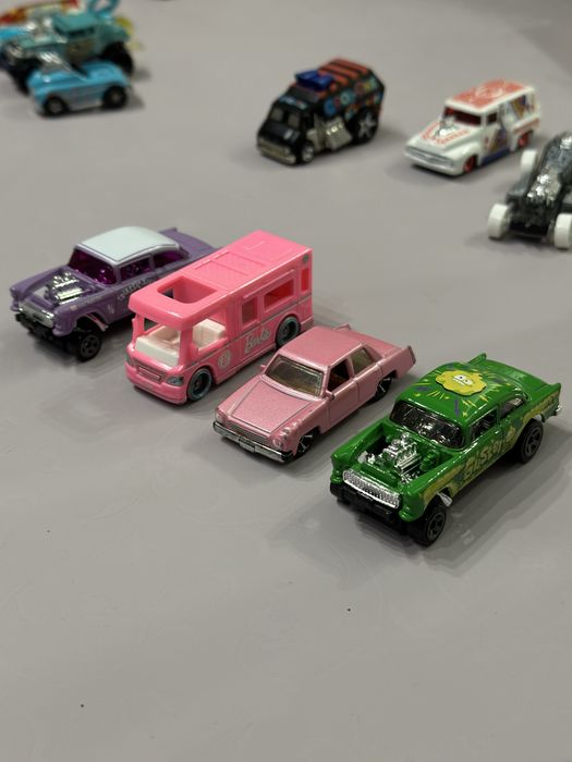 коллекция машинок hot wheels