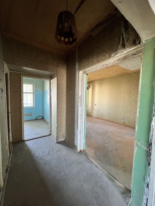 Срочно Продам 2-Комнатную Сергели 7 Г.24 на 9 этаже 2/9/9