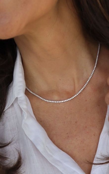 Продается колье ( серебро)