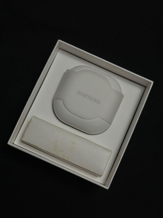 Наушники Samsung Galaxy Buds2