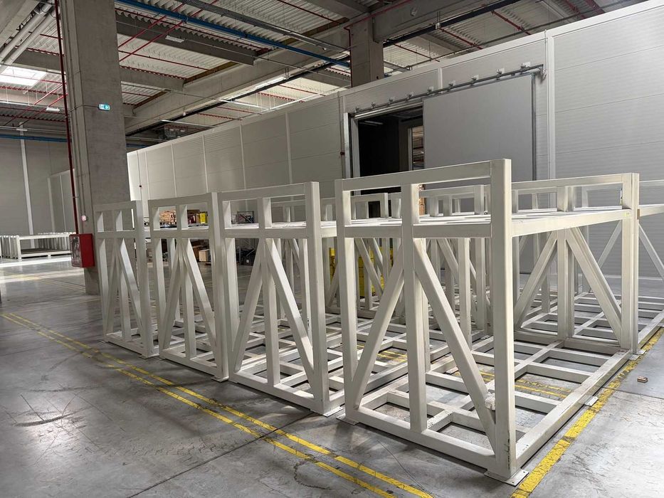 Cadre metalice industriale, un cadru ține 14 tone, 3,30 x 1,50 x 2,10 m, 7 buc, Brăila