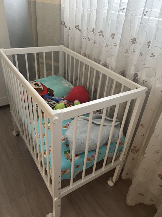 Продам Детскую кроватку  бу