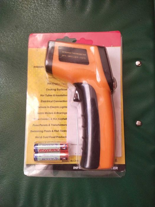 Инфракрасный термометр, цифровой
