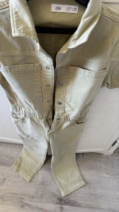 Срочно Одежда для девочек разная зима