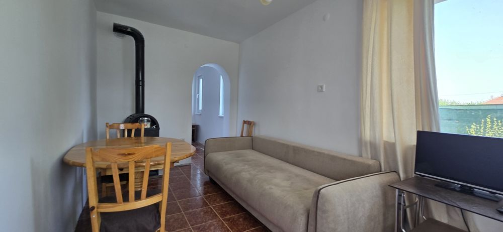 Двуетажна къща с. Ряхово