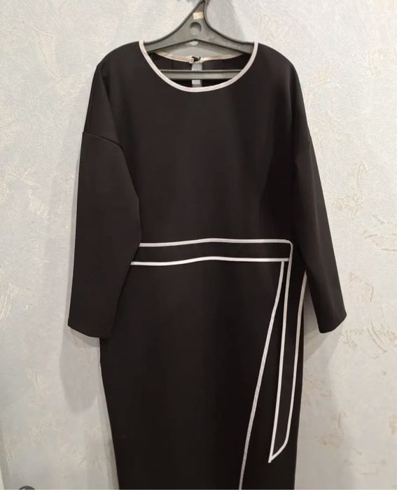 Платье вечернее стильное