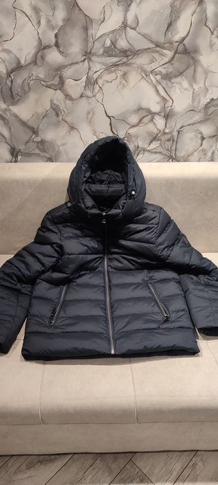 Продам зимнию куртку