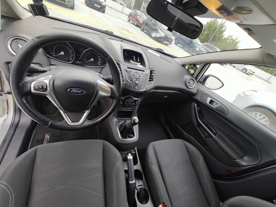 FORD Fiesta 2015 — imagine 5