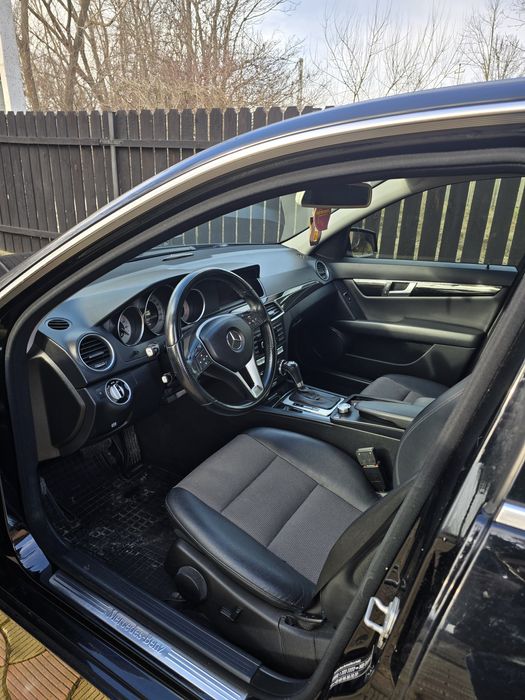 Vand Mercedes C220 W204 automat