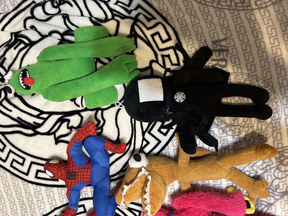 Продаю разные игрушки