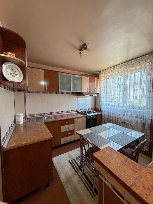 Apartament cu 3 camere, aproape de centru – loc de parcare inclus