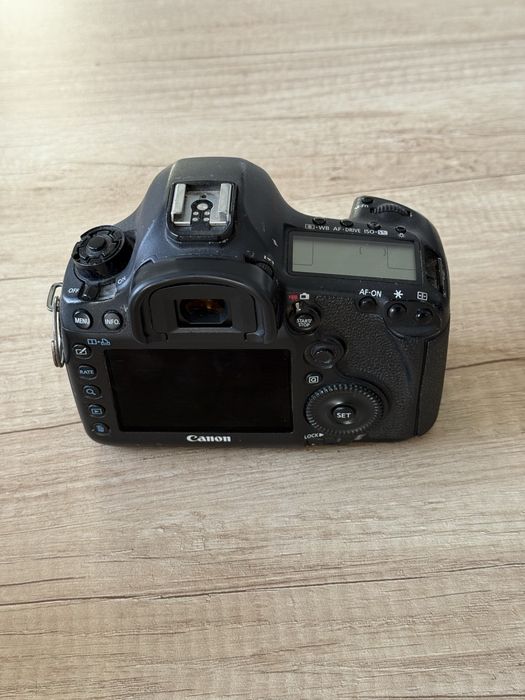Vand Canon 5D Mark III