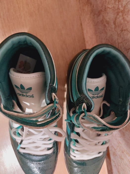 Зальники Adidas оригинал