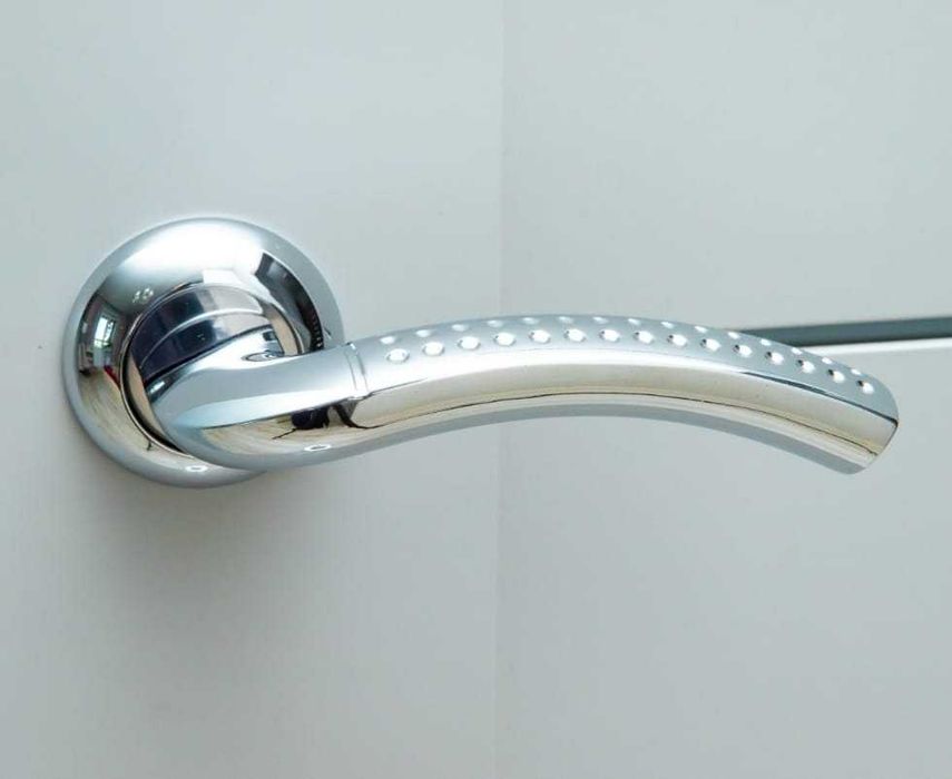 Замена Дверных Ручек и Замков