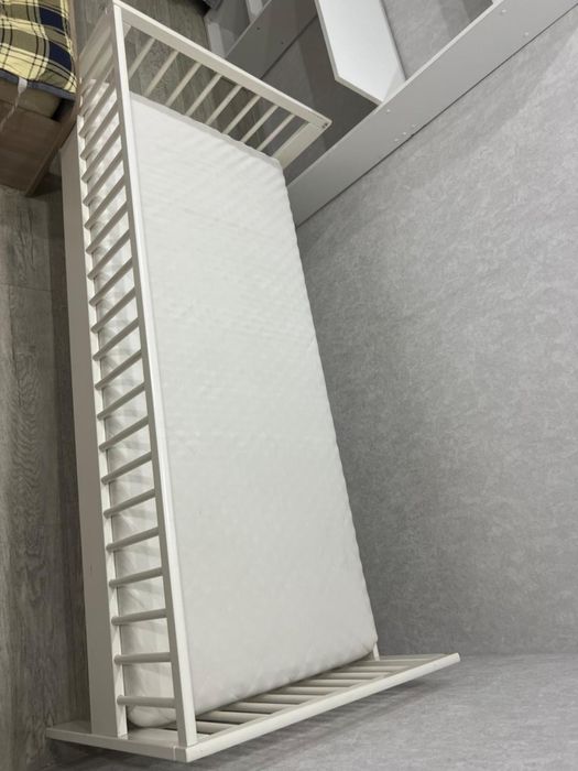 Продам подросковую кровать