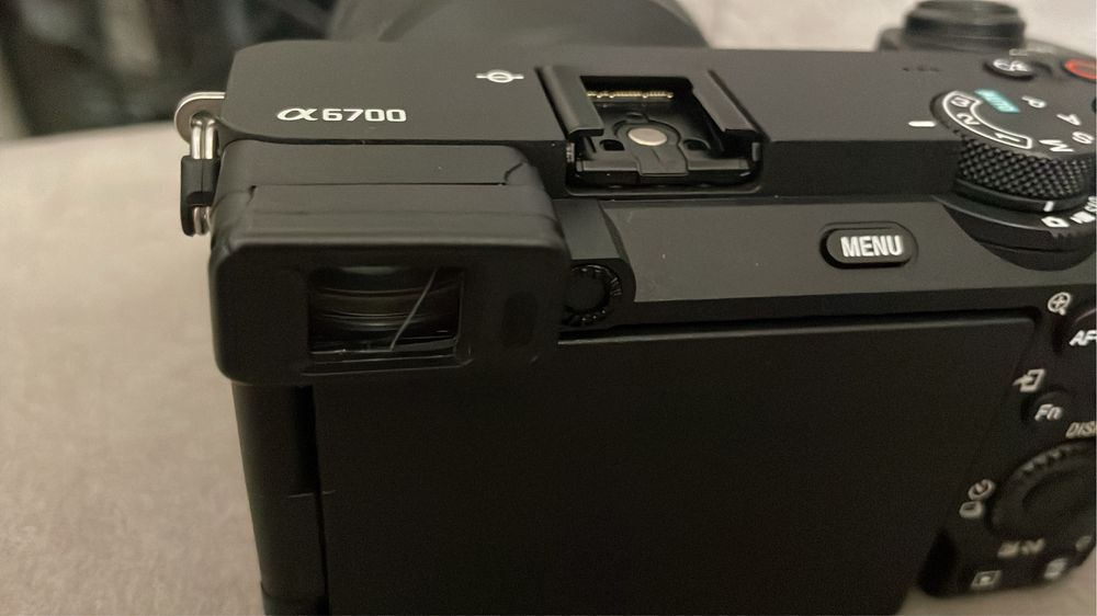 Продам Sony Alpha A6700