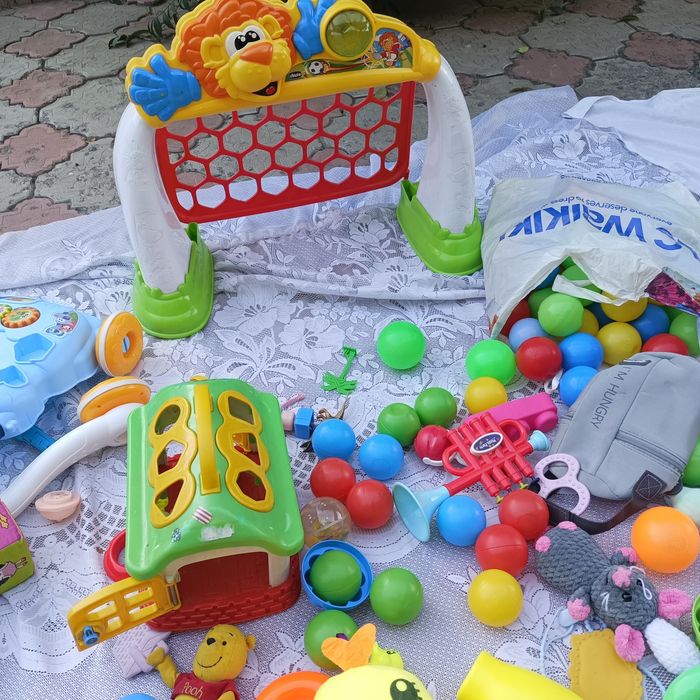 Игрушки, погремушки для малыша