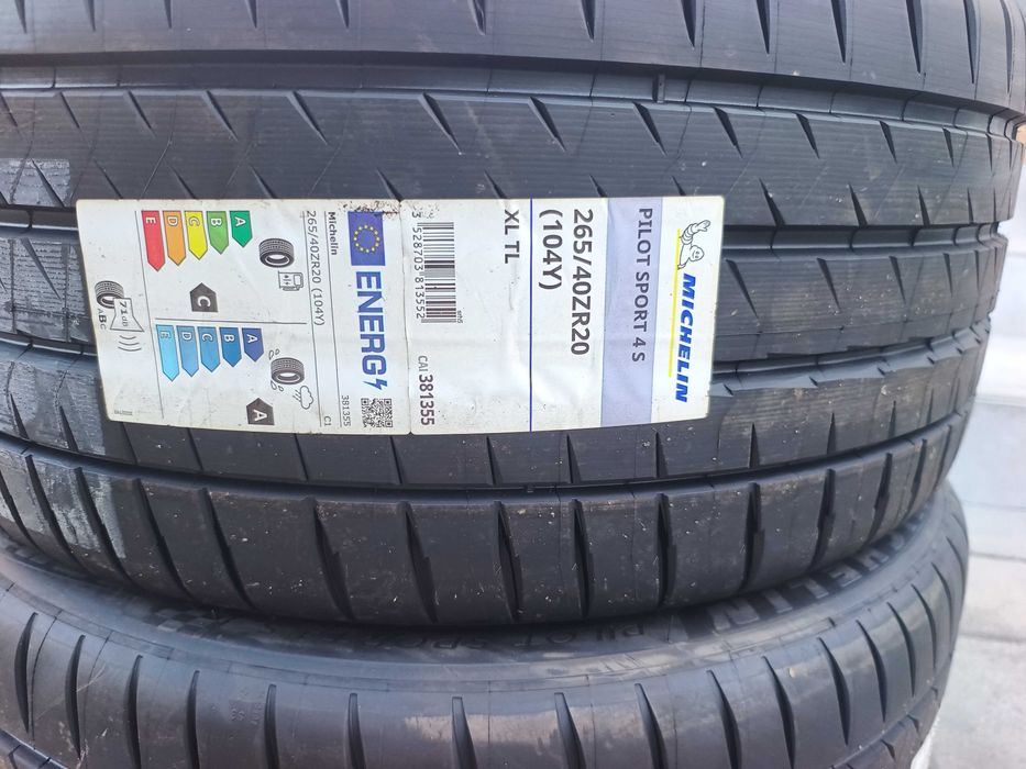 Michelin 265/40 ZR 20