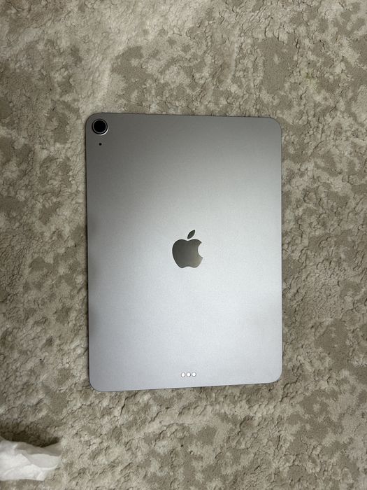 Продам новый Ipad Air 11