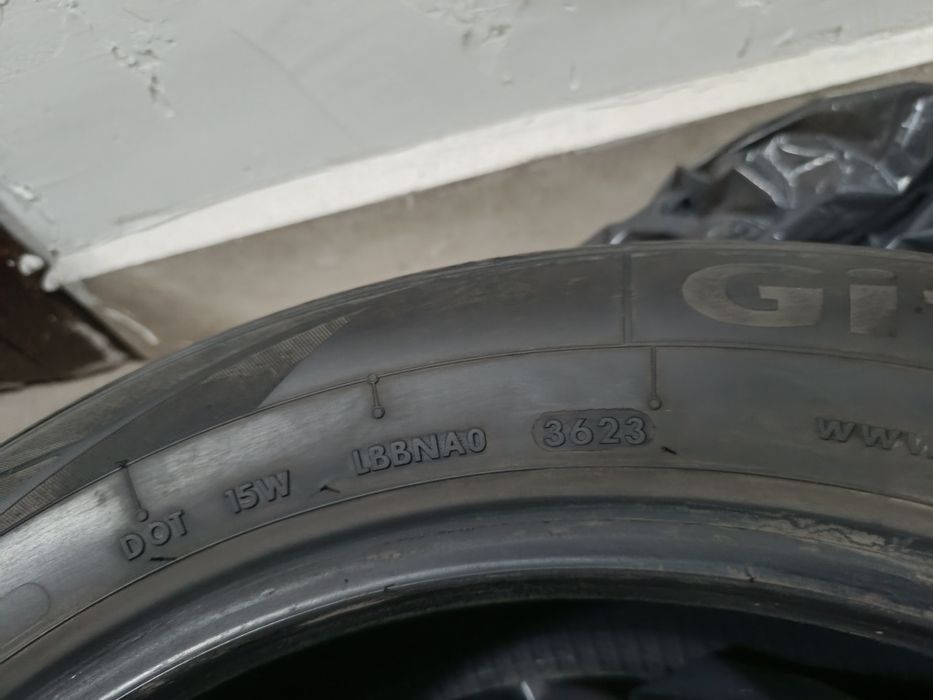 Летние шины, свежие.
