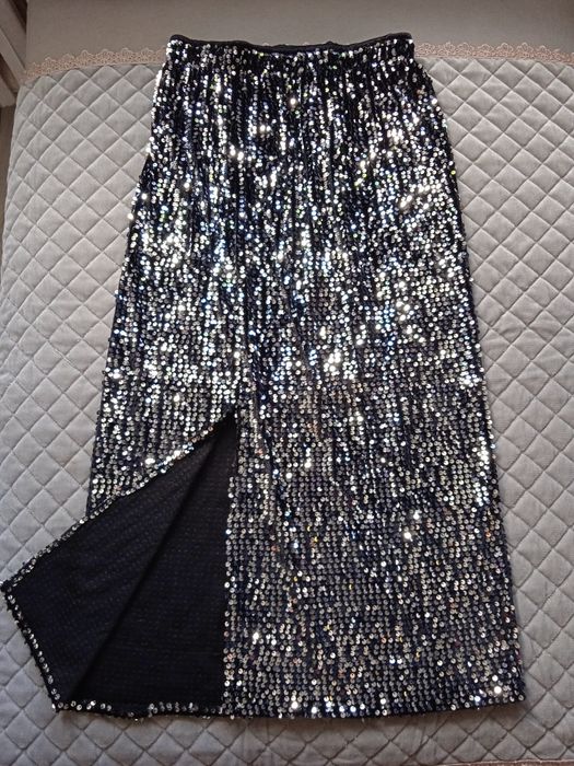 Юбка с пайетками