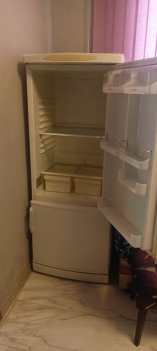 Хладилник с фризер  Горение