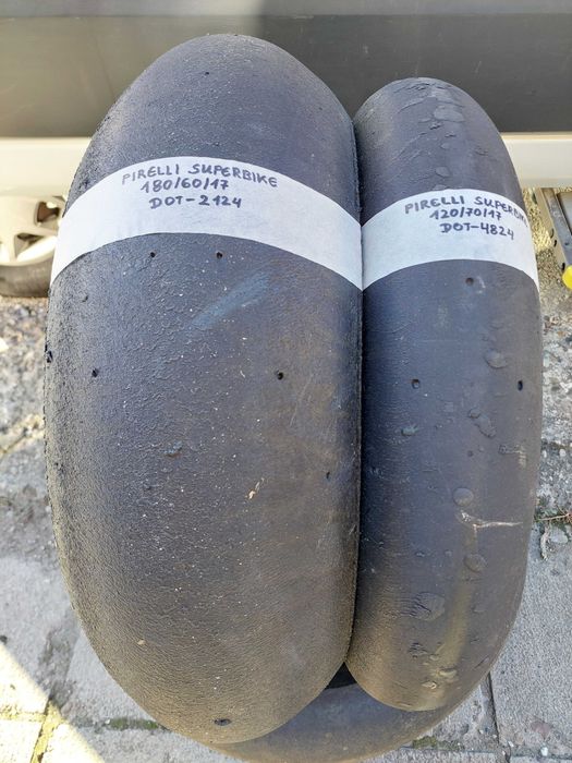 Сликове за мотор гуми за мотор  pirelli superbike,metzeler,dunlop kr,