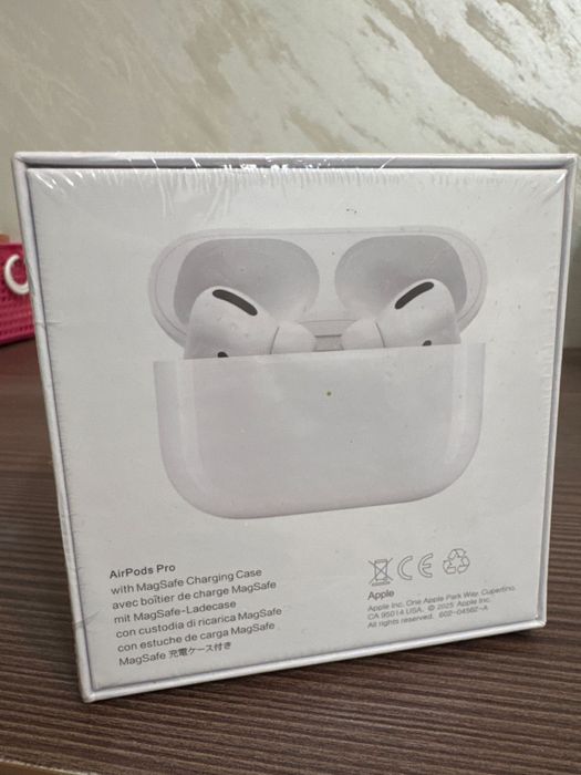 Наушники airpods pro