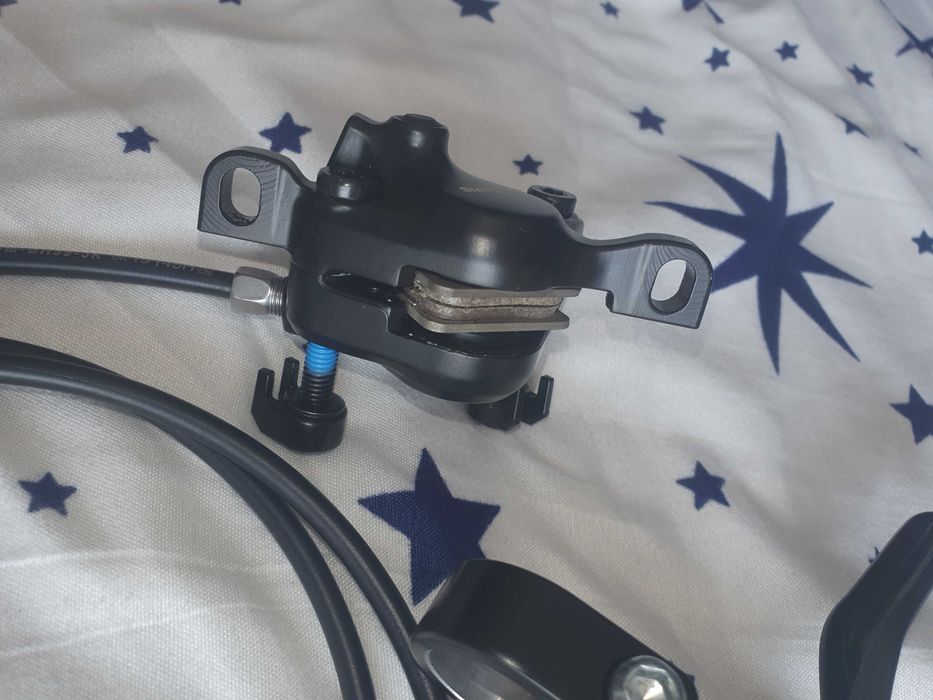 Frână hidraulică de spate shimano