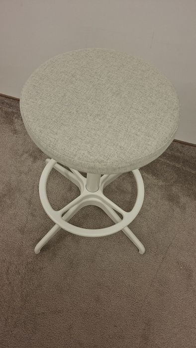 Офис мебели Икеа