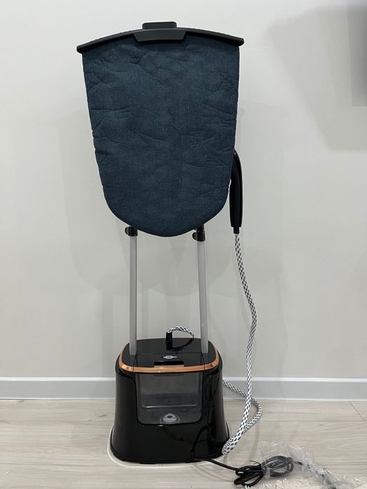 Продается паровой утюг