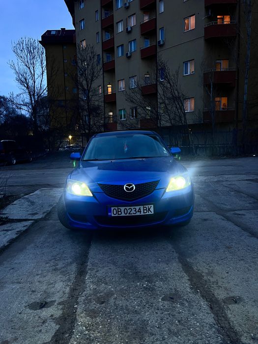 Продавам Mazda 3