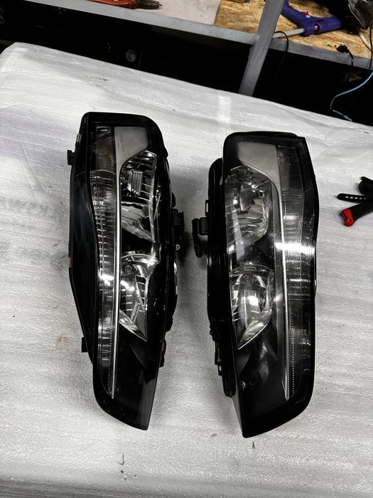 Faruri stânga dreapta audi a4.b8 facelift.8k0941003.AB.