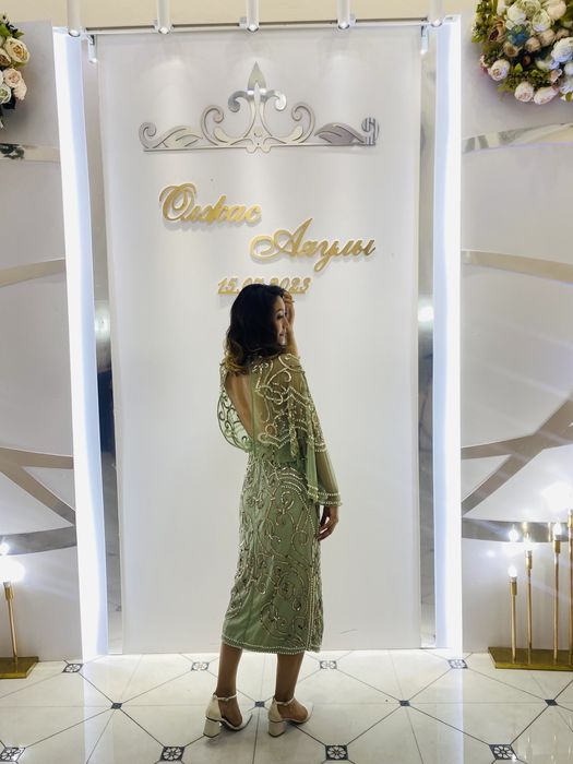 Платье вечернее