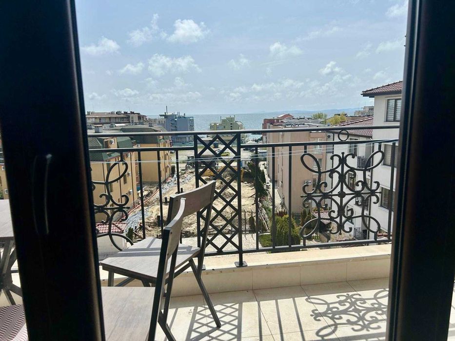 Продава се Тристаен апартамент в Несебър - 91 кв.м за 1803 €/кв.м - Снимка #11