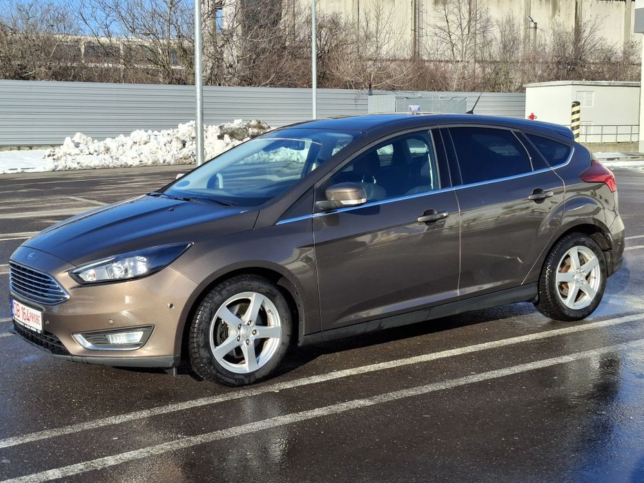 Ford Focus  EcoBoost 1.5 Benzină 150CP  model TITANIUM_Interior piele_