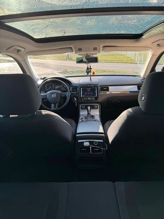 VOLKSWAGEN Touareg 2012 — imagine 5