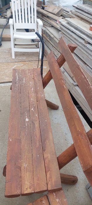 Masa din bile de lemn,de brad +3 banci