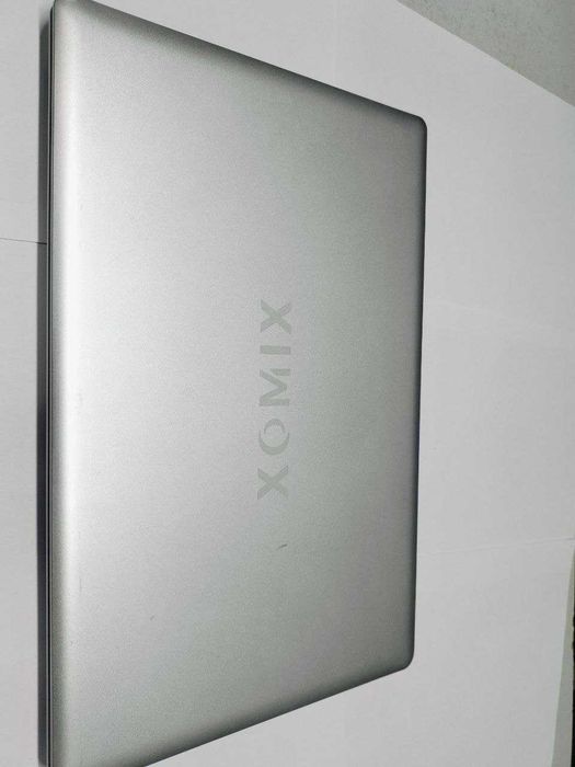 Xomix Ноутбук Intel Celeron - cерия