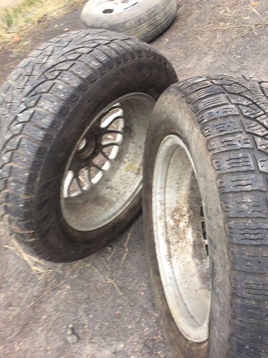 Диски с резиной зимней