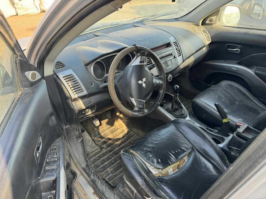 Мицубиши Аутлендър