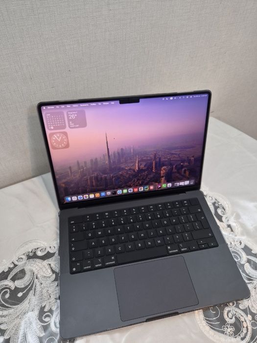 MacBook pro 14 inch M4 chip zudlik bilan sotiladi