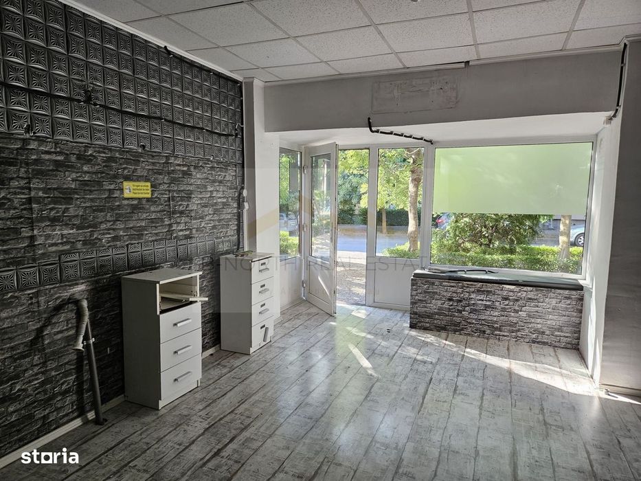Spațiu comercial 45 mp, vitrina, zonă cu vad – Constantin Brâncoveanu