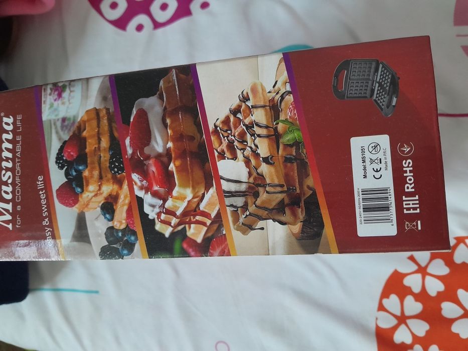 Продаю вафелницу оринигал за 10000тысяч