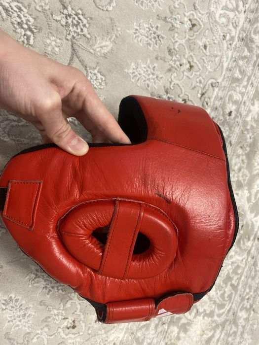 Шлем для бокса adidas