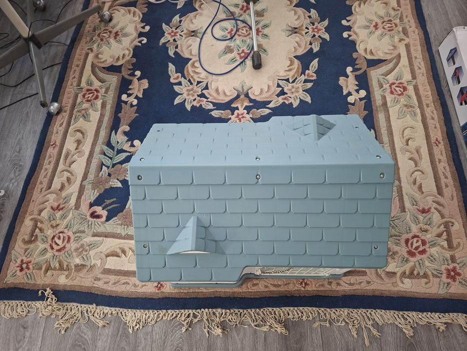 Продам кошачий домик