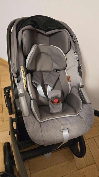 carucior Inglesina Quad 3 in 1, cu accesorii, in stare foarte buna