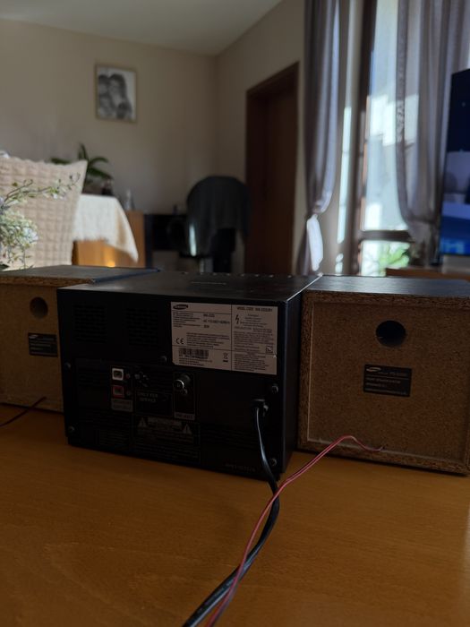 Samsung MM-D320 Hi-Fi аудио система с колони !